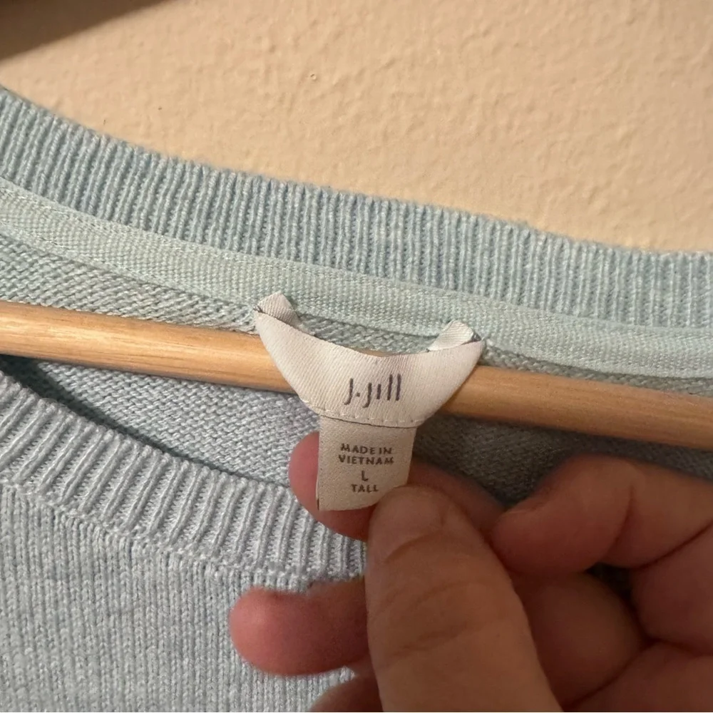 J. Jill baby blue sweater with embroidered pattern Size Large